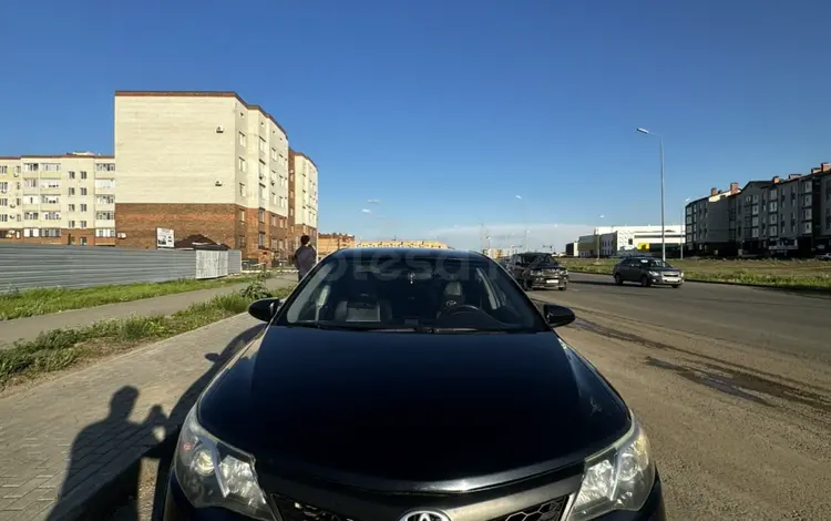 Toyota Camry 2014 года за 7 000 000 тг. в Актобе