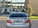 Toyota Camry 2007 года за 6 200 000 тг. в Туркестан – фото 2