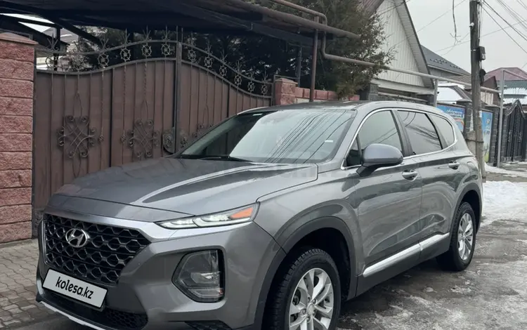 Hyundai Santa Fe 2019 годаfor12 500 000 тг. в Алматы