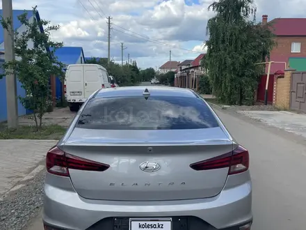 Hyundai Elantra 2020 года за 5 700 000 тг. в Уральск – фото 5
