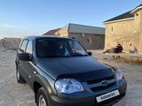 Chevrolet Niva 2015 года за 3 100 000 тг. в Жанаозен – фото 2