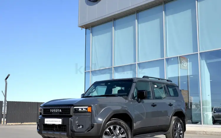 Toyota Land Cruiser Prado Luxe 2025 года за 47 890 000 тг. в Шымкент