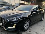 Hyundai Sonata 2018 годаүшін9 300 000 тг. в Алматы