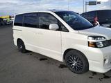 Toyota Voxy 2007 годаүшін5 500 000 тг. в Караганда