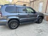 Toyota Land Cruiser Prado 2007 годаүшін16 500 000 тг. в Шымкент – фото 2