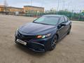 Toyota Camry 2021 года за 12 500 000 тг. в Уральск – фото 15