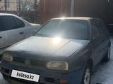 Volkswagen Golf 1994 годаүшін1 100 000 тг. в Алматы