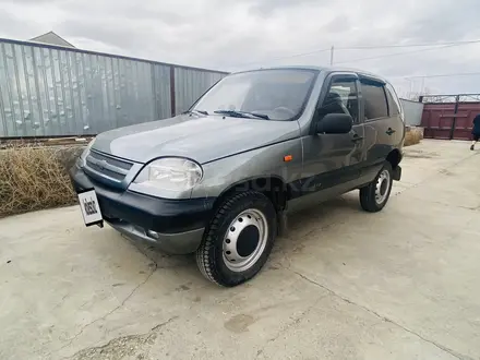 Chevrolet Niva 2006 года за 2 200 000 тг. в Шымкент – фото 2