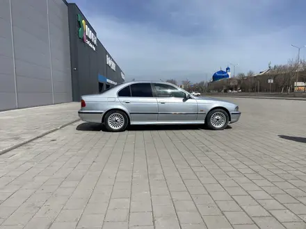 BMW 528 1998 года за 3 600 000 тг. в Караганда – фото 6