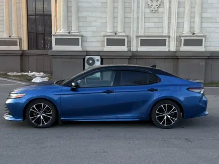 Toyota Camry 2019 года за 8 600 000 тг. в Алматы – фото 3