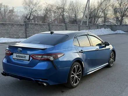 Toyota Camry 2019 года за 8 600 000 тг. в Алматы – фото 7