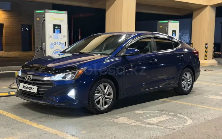 Hyundai Elantra 2019 годаүшін6 450 000 тг. в Алматы