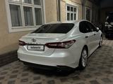 Toyota Camry 2019 года за 15 000 000 тг. в Шымкент – фото 2