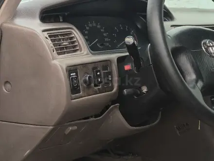 Toyota Camry 1998 года за 3 700 000 тг. в Шымкент – фото 3