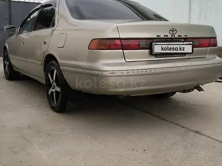 Toyota Camry 1998 года за 3 700 000 тг. в Шымкент – фото 8