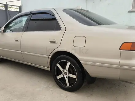 Toyota Camry 1998 года за 3 700 000 тг. в Шымкент – фото 9