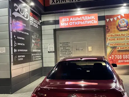 Toyota Camry 2011 года за 4 800 000 тг. в Атырау – фото 2