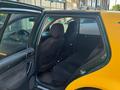 Volkswagen Golf 2002 года за 2 000 000 тг. в Кокшетау – фото 17