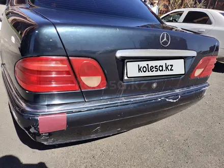 Mercedes-Benz E 230 1996 годаүшін2 000 000 тг. в Петропавловск – фото 4