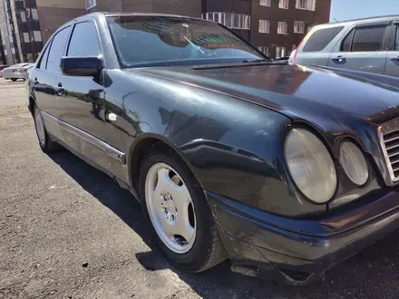 Mercedes-Benz E 230 1996 годаүшін2 000 000 тг. в Петропавловск – фото 9