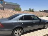 Mercedes-Benz E 320 2005 годаүшін5 500 000 тг. в Актау – фото 4