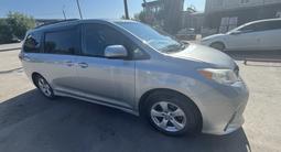 Toyota Sienna 2020 года за 13 500 000 тг. в Тараз