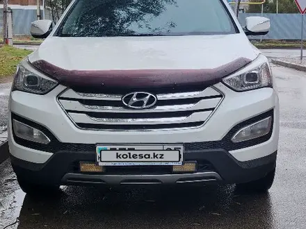 Hyundai Santa Fe 2014 года за 8 700 000 тг. в Конаев (Капшагай) – фото 2