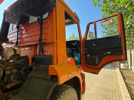 КамАЗ  6520 2006 года за 6 900 000 тг. в Актобе – фото 5