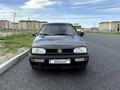 Volkswagen Golf 1992 годаүшін1 150 000 тг. в Тараз