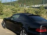 Mercedes-Benz CLK 320 2002 года за 3 200 000 тг. в Алматы – фото 5