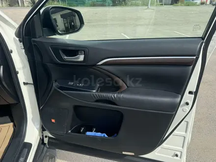 Toyota Highlander 2014 года за 13 000 000 тг. в Алматы – фото 11