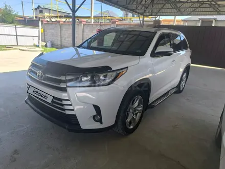 Toyota Highlander 2014 года за 13 000 000 тг. в Алматы