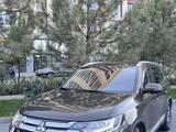 Mitsubishi Outlander 2015 годаүшін8 200 000 тг. в Шымкент – фото 2