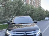 Mitsubishi Outlander 2015 годаүшін8 200 000 тг. в Шымкент – фото 5