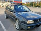 Volkswagen Golf 1992 года за 1 500 000 тг. в Караганда – фото 3