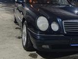 Mercedes-Benz E 230 1997 годаүшін3 600 000 тг. в Алматы – фото 3