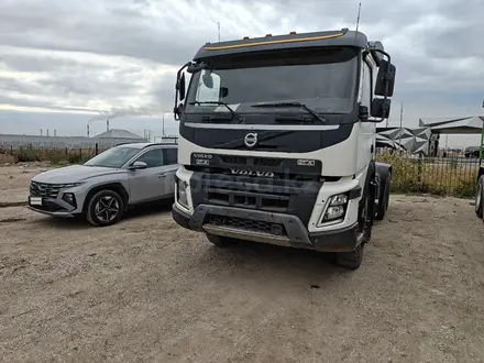 Volvo  FMX 2018 года за 29 000 000 тг. в Астана – фото 2