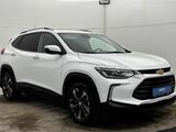 Chevrolet Tracker 2024 года за 6 910 000 тг. в Актобе – фото 3