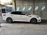 Kia Optima 2019 года за 9 500 000 тг. в Жезказган
