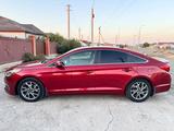 Hyundai Sonata 2015 года за 7 800 000 тг. в Атырау