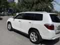 Toyota Highlander 2008 года за 10 350 000 тг. в Алматы – фото 3