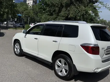 Toyota Highlander 2008 года за 10 350 000 тг. в Алматы – фото 3