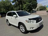 Toyota Highlander 2008 года за 10 350 000 тг. в Алматы – фото 4