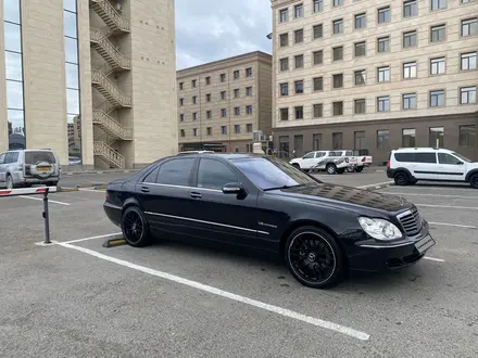 Mercedes-Benz S 500 2003 годаүшін4 800 000 тг. в Жанаозен – фото 2