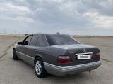 Mercedes-Benz E 220 1994 годаfor2 400 000 тг. в Тараз – фото 4