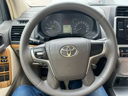 Toyota Land Cruiser Prado 2019 года за 24 500 000 тг. в Алматы – фото 15