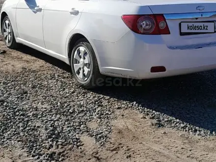 Chevrolet Epica 2007 года за 2 500 000 тг. в Павлодар – фото 7