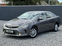 Toyota Camry 2015 года за 10 500 000 тг. в Актобе