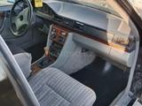 Mercedes-Benz E 230 1993 года за 450 000 тг. в Кызылорда – фото 2