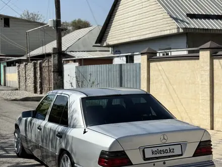 Mercedes-Benz E 320 1995 года за 2 500 000 тг. в Алматы – фото 3